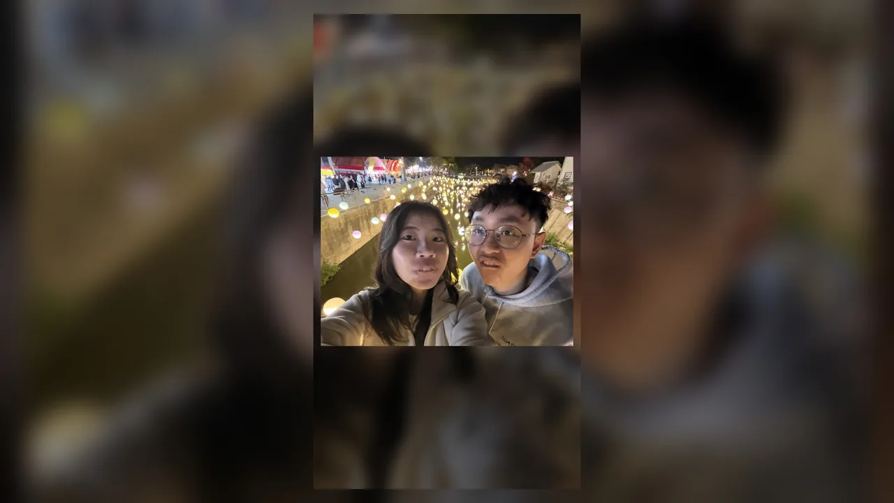 兩人的夜晚合照